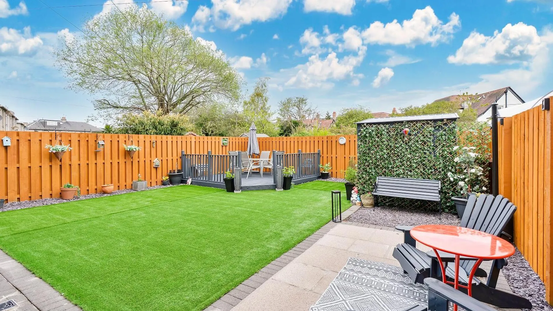 Crewe Apartment - 2 Bed, Free Off Street Parking And Private Garden Edinburgh United Kingdom